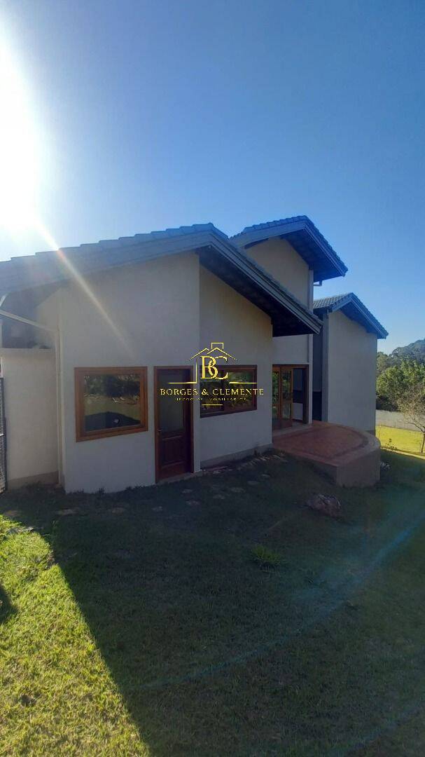 Casa, 3 quartos, 290 m² - Foto 1