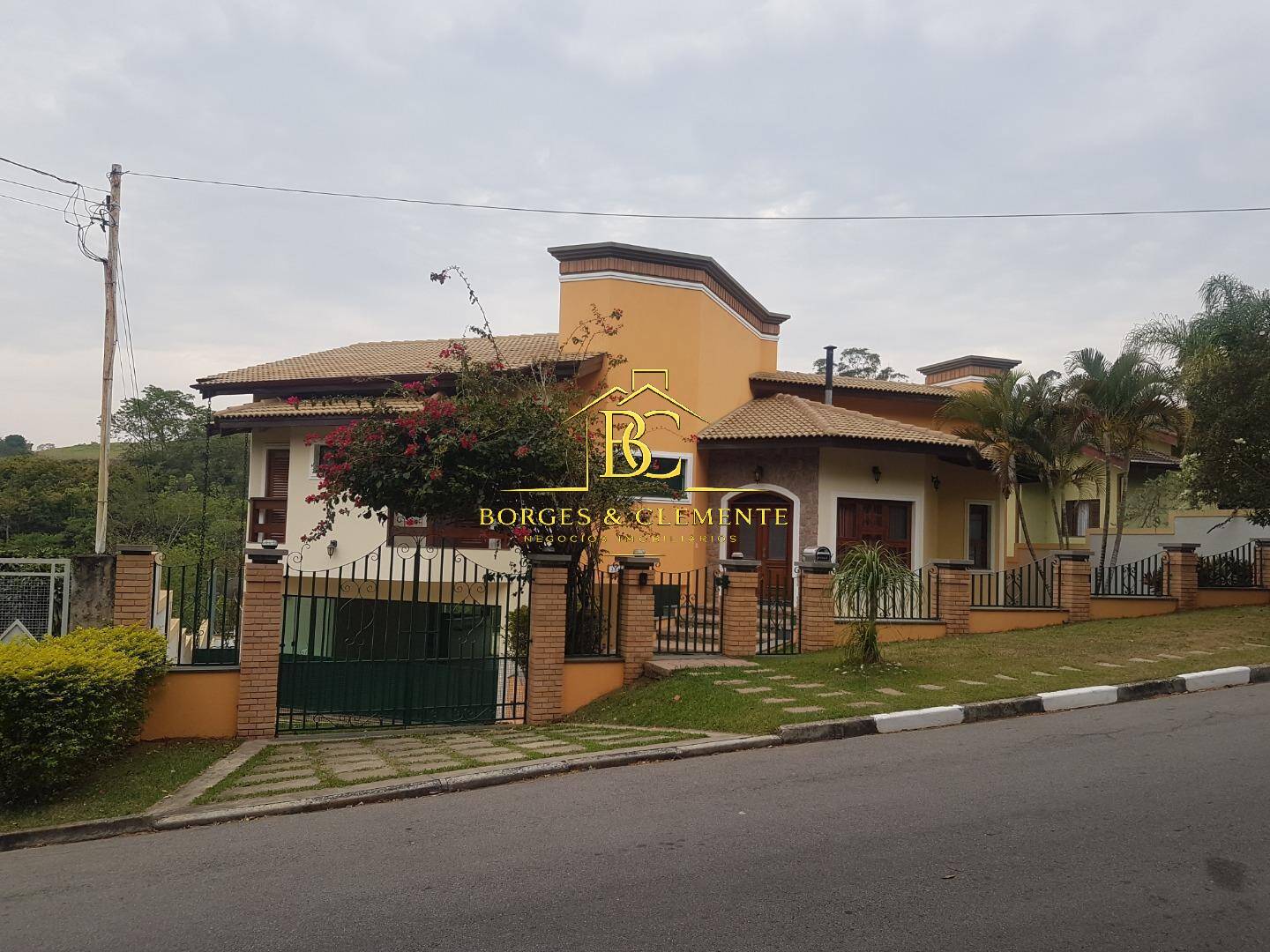 Casa, 5 quartos, 390 m² - Foto 1