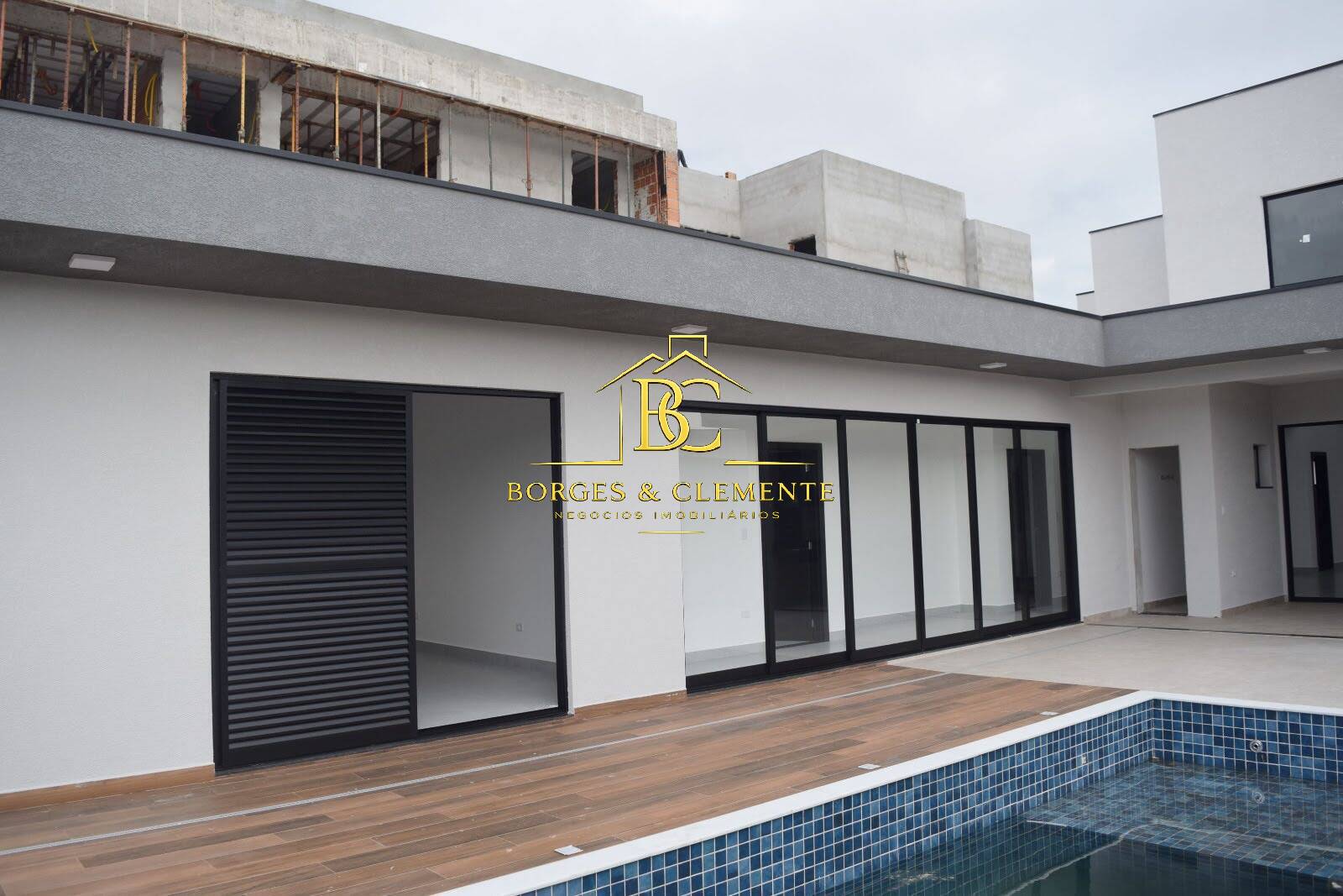 Casa, 4 quartos, 305 m² - Foto 9