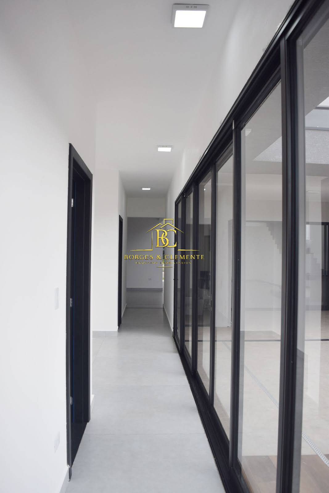 Casa, 4 quartos, 305 m² - Foto 19