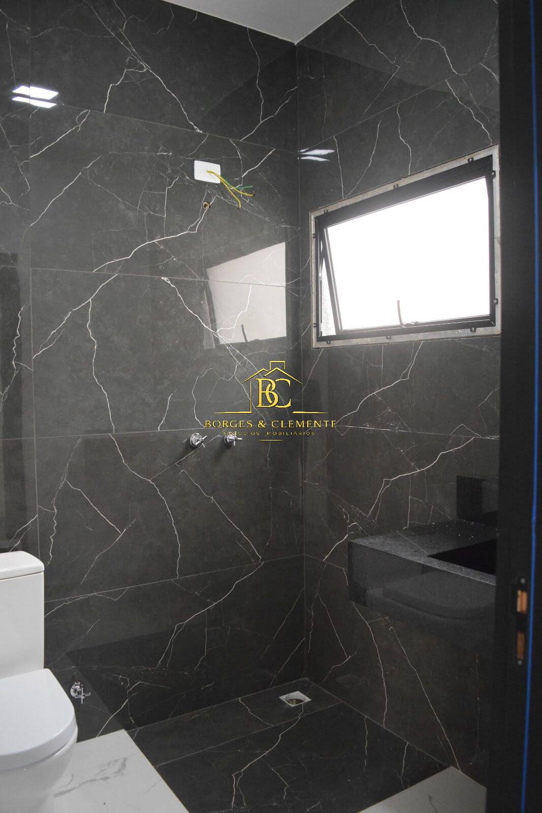 Casa, 4 quartos, 305 m² - Foto 24