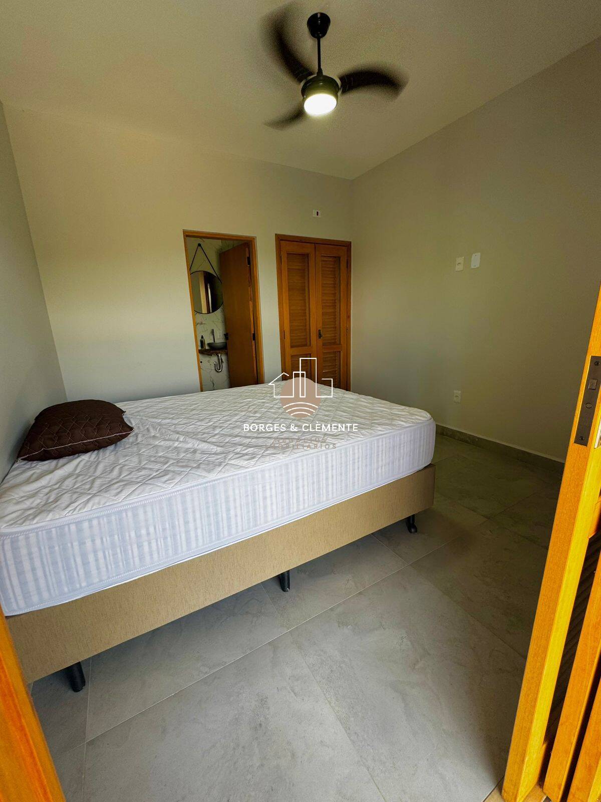 Casa, 4 quartos, 300 m² - Foto 22