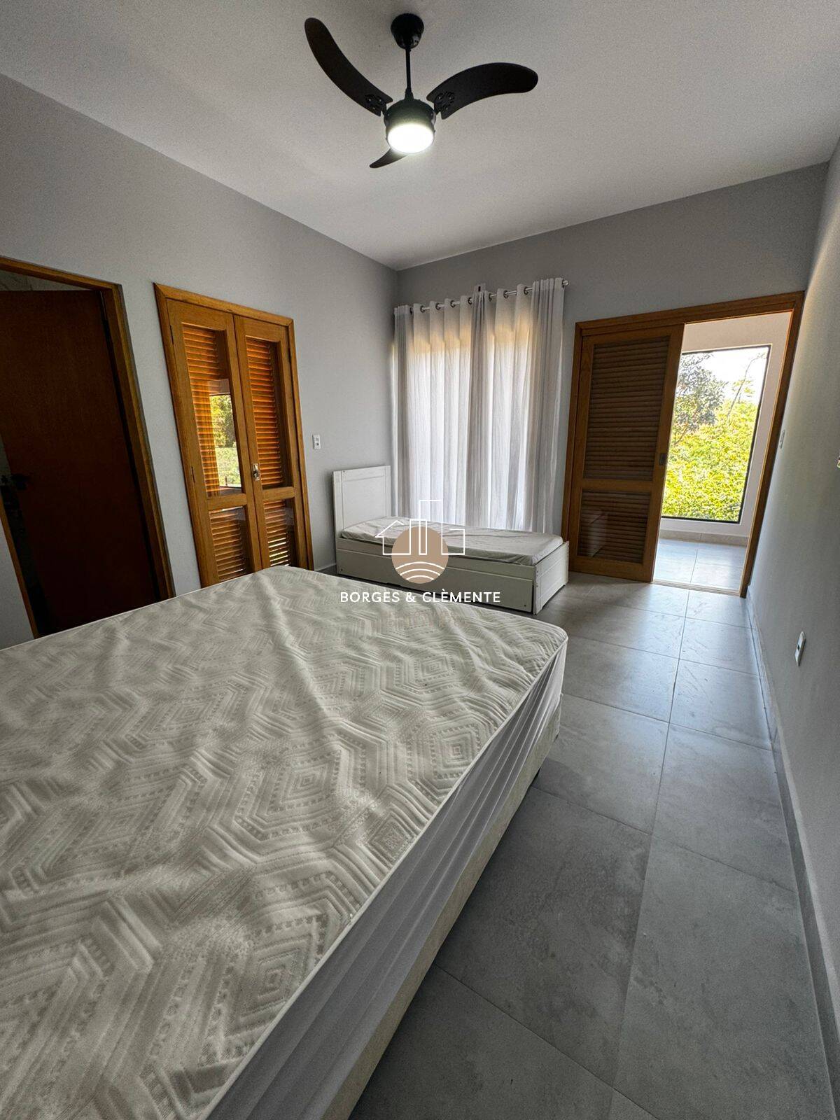 Casa, 4 quartos, 300 m² - Foto 32