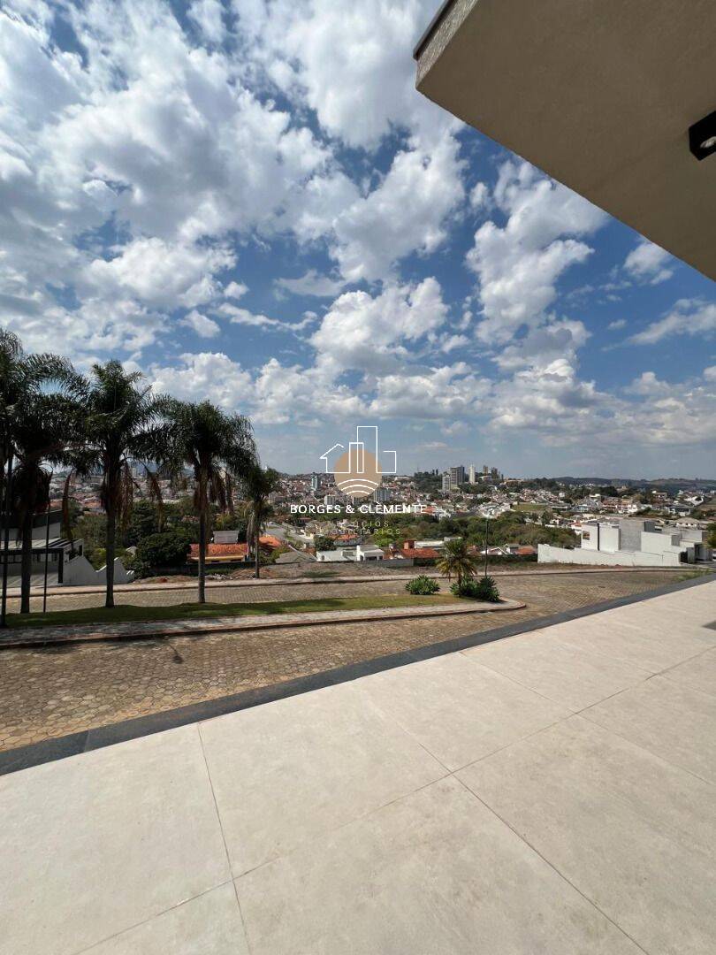 Casa, 3 quartos, 216 m² - Foto 8