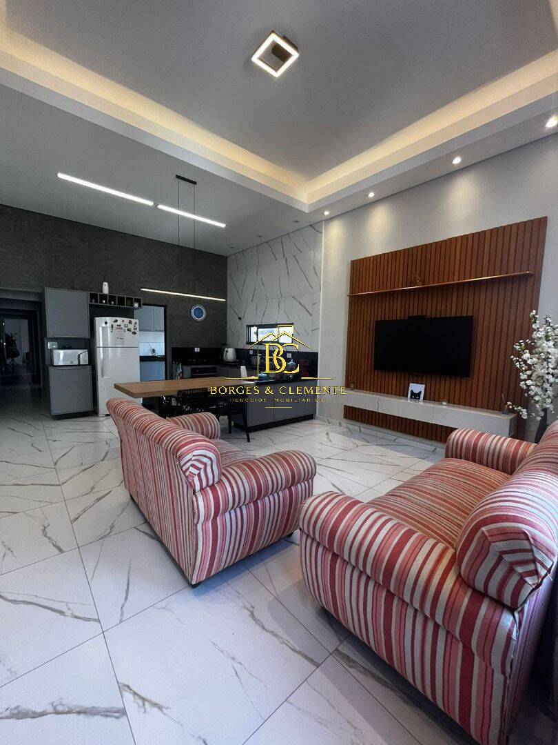 Casa, 3 quartos, 122 m² - Foto 1