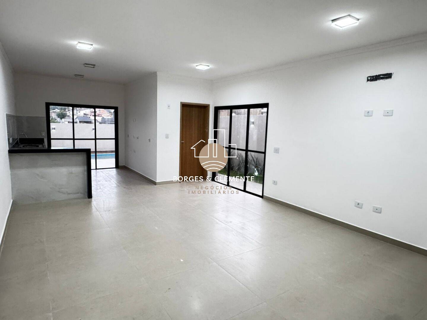 Casa, 3 quartos, 130 m² - Foto 1