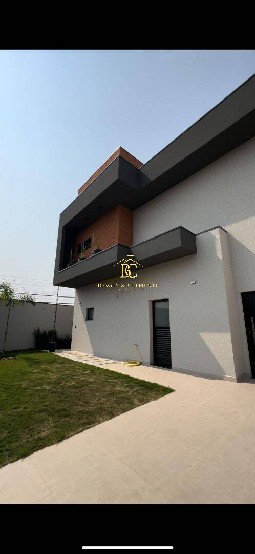 Casa, 3 quartos, 219 m² - Foto 1