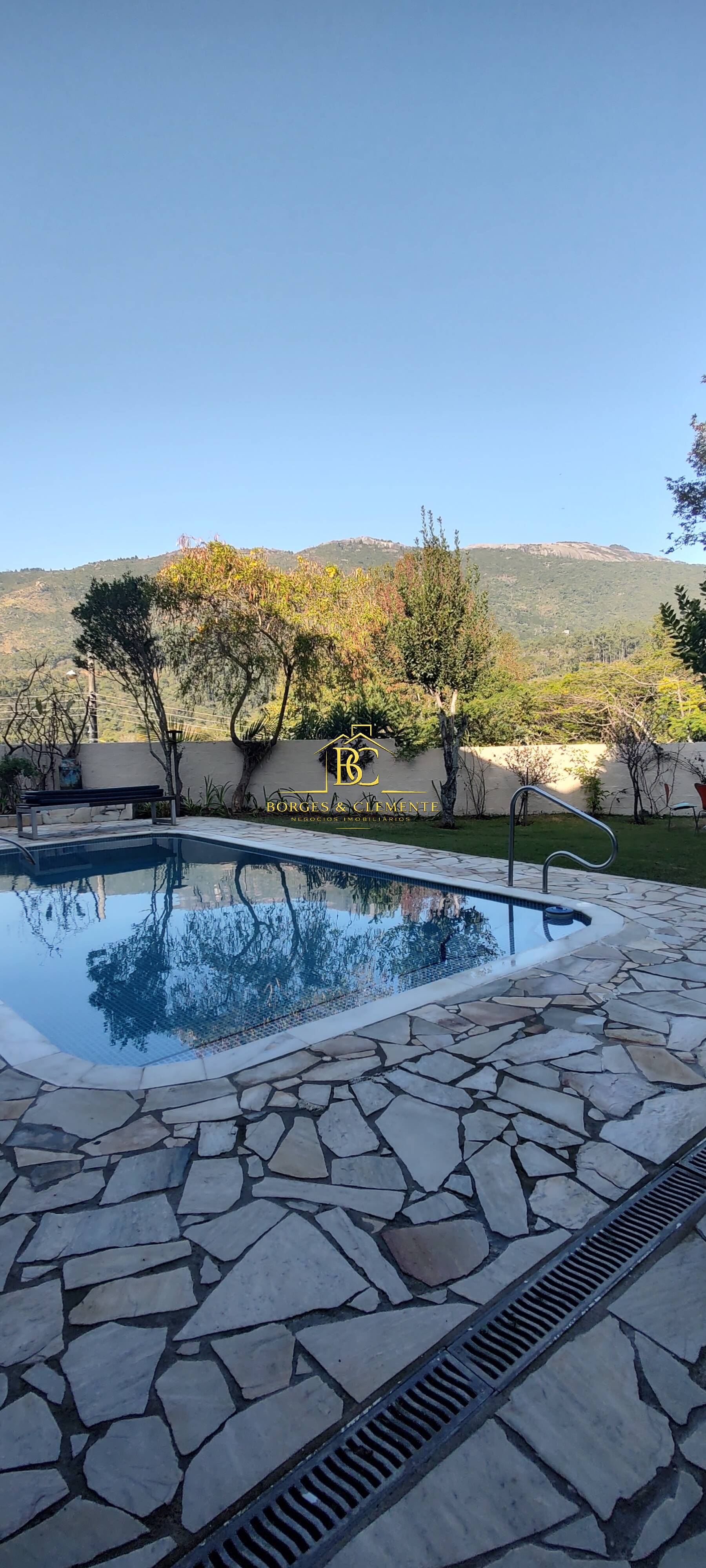 Casa, 4 quartos, 377 m² - Foto 2