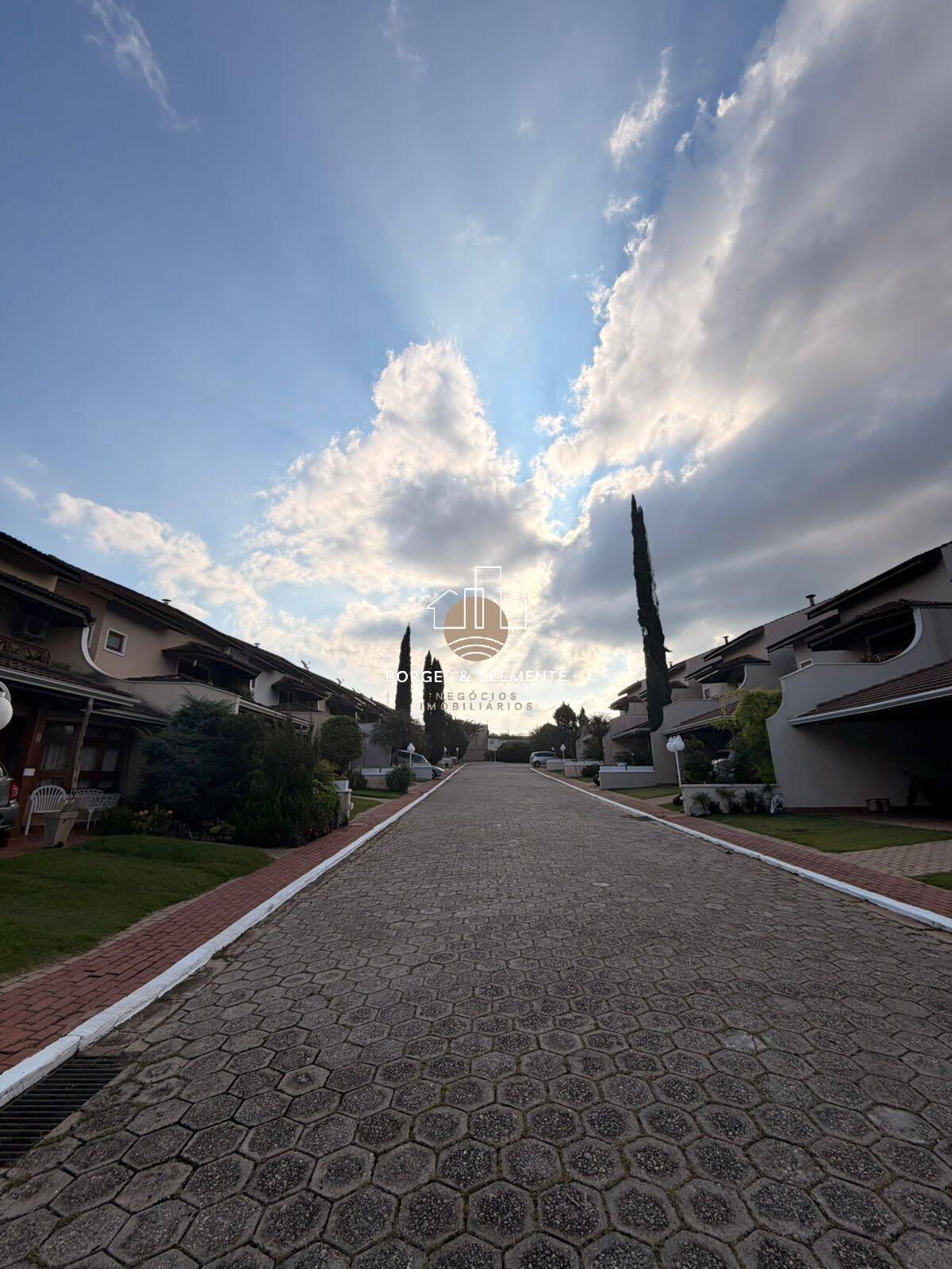 Casa, 3 quartos, 279 m² - Foto 4