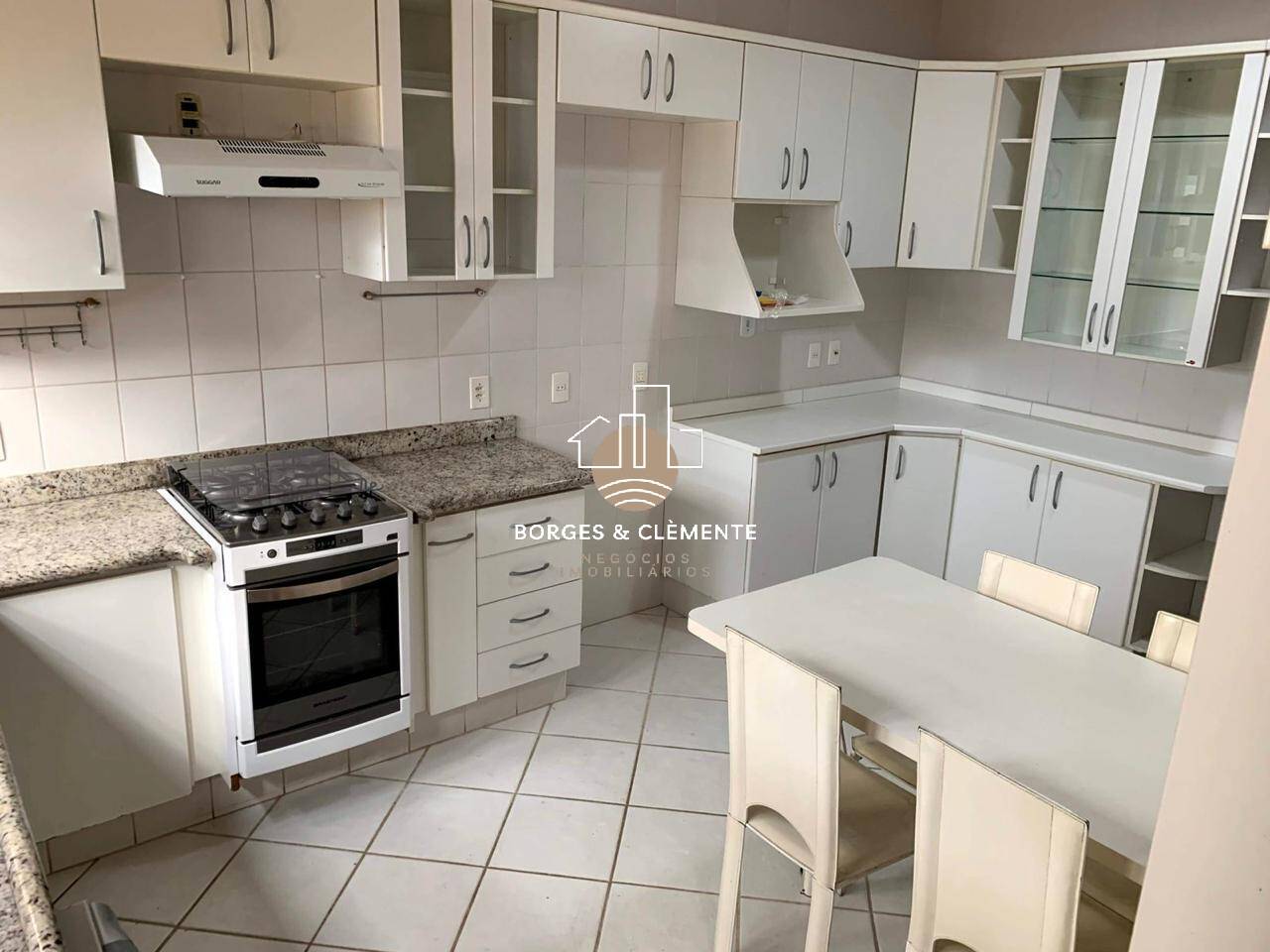 Casa, 3 quartos, 279 m² - Foto 22