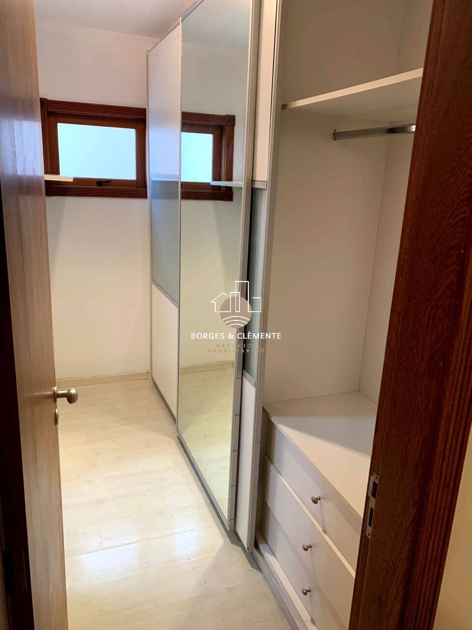Casa, 3 quartos, 279 m² - Foto 48