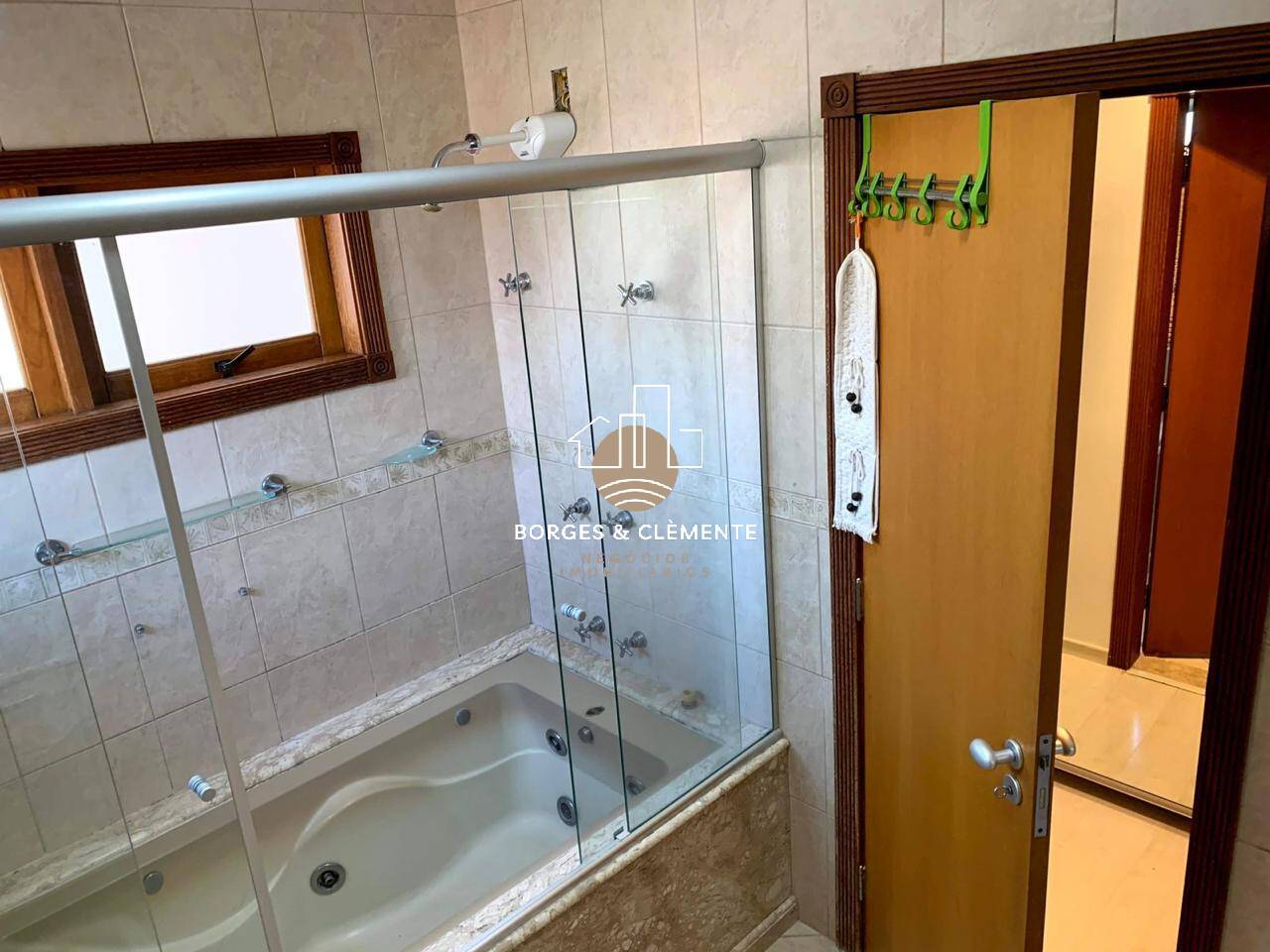 Casa, 3 quartos, 279 m² - Foto 53