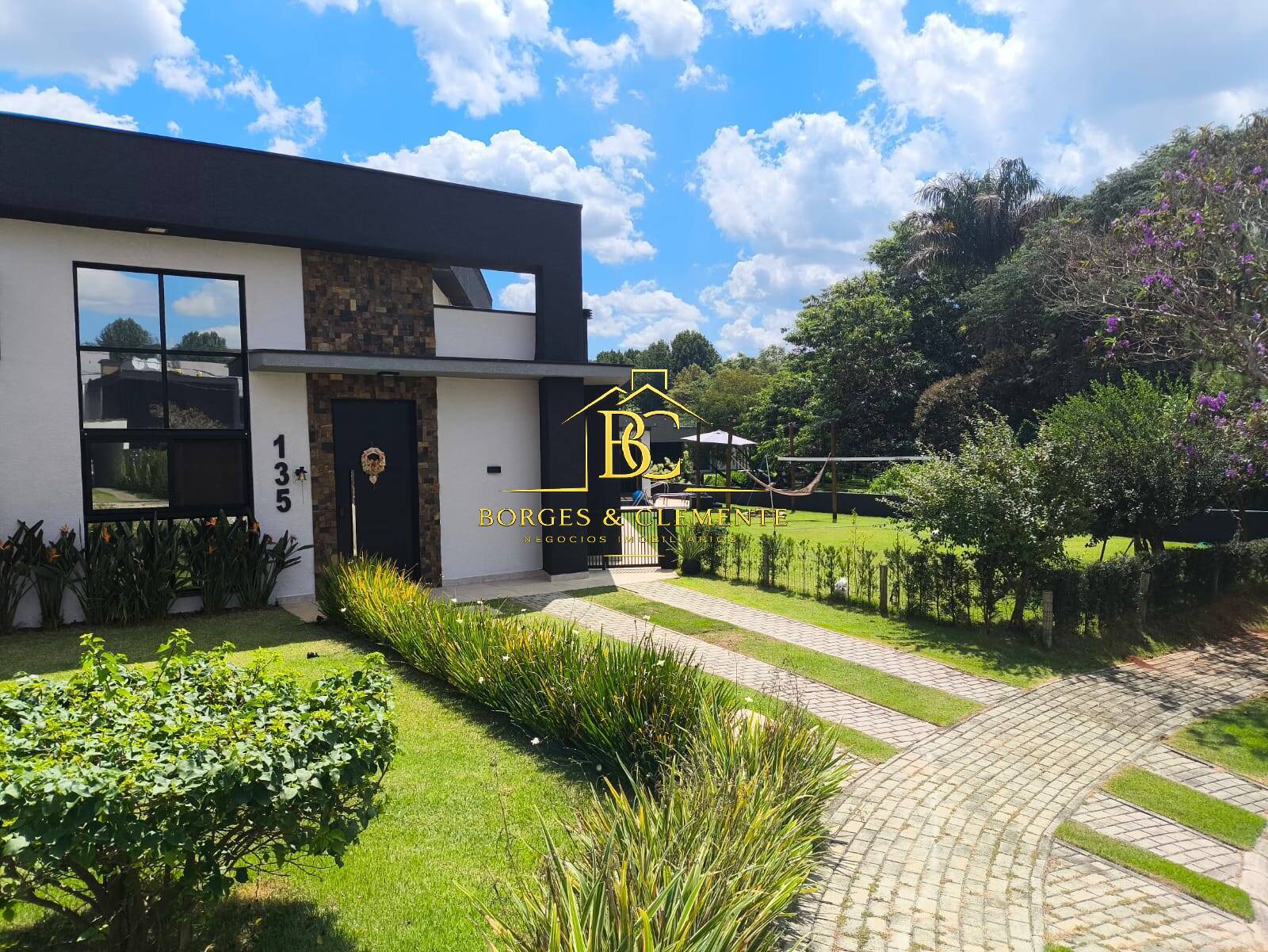 Casa, 4 quartos, 250 m² - Foto 3