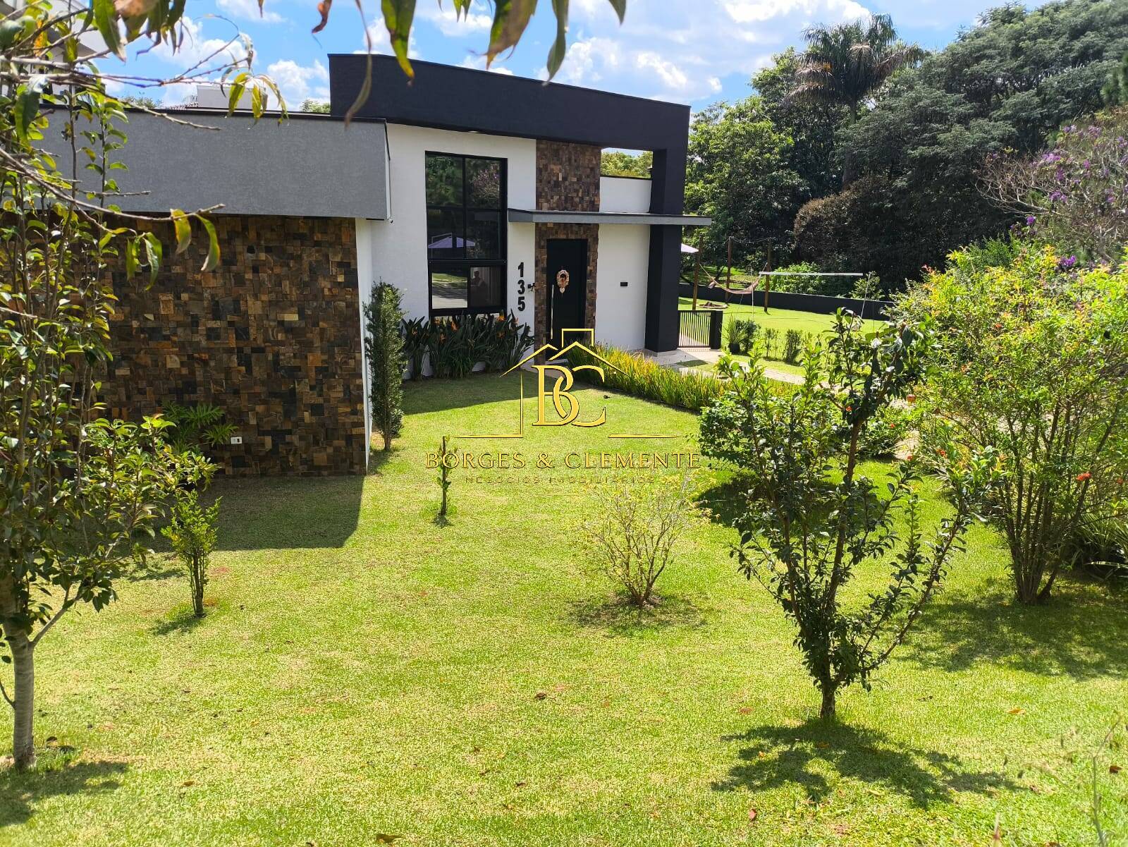Casa, 4 quartos, 250 m² - Foto 4