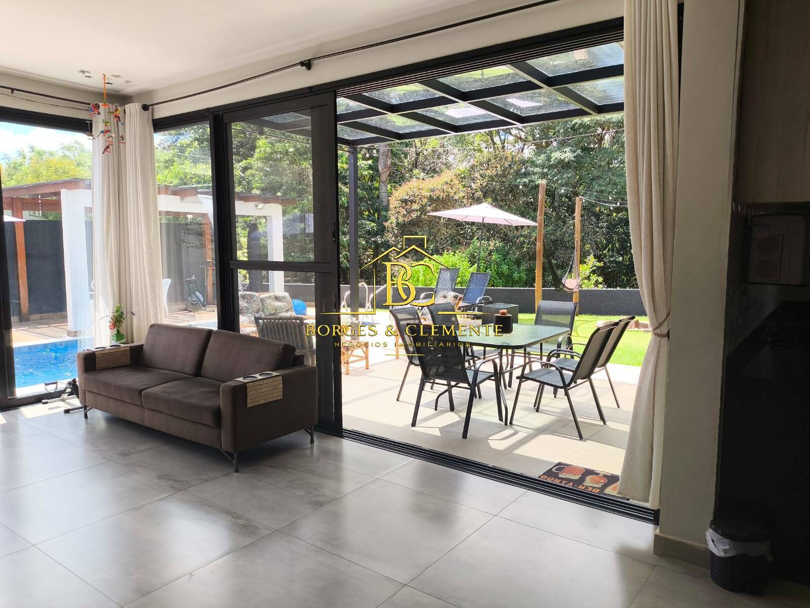 Casa, 4 quartos, 250 m² - Foto 23