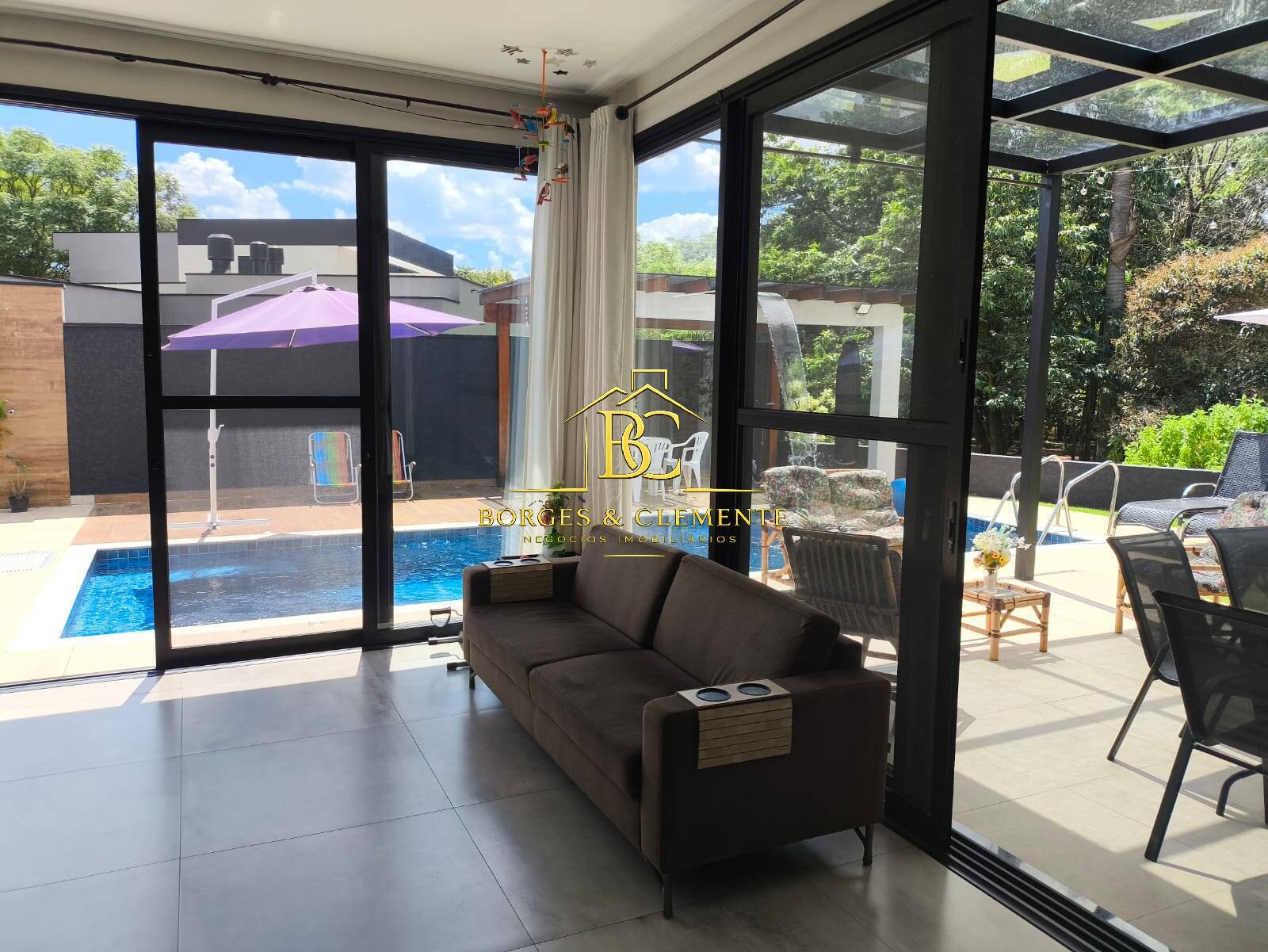 Casa, 4 quartos, 250 m² - Foto 25