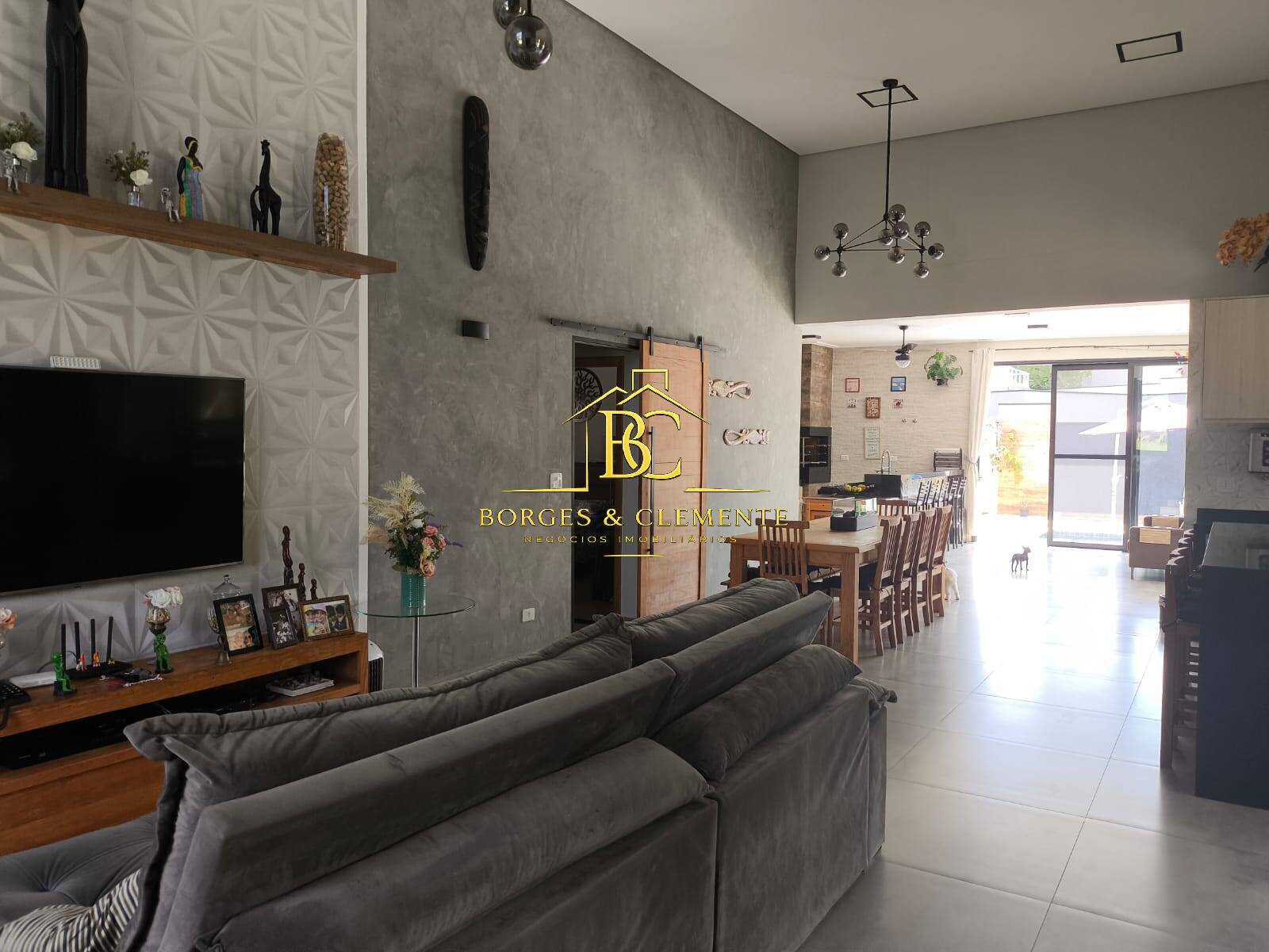Casa, 4 quartos, 250 m² - Foto 32