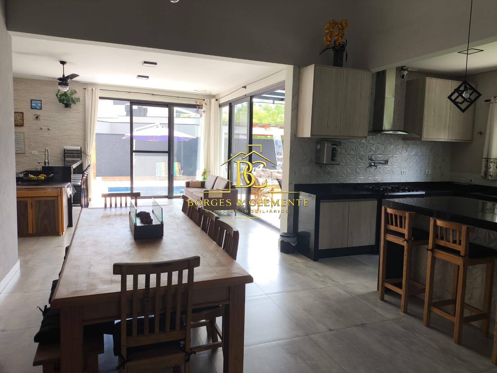 Casa, 4 quartos, 250 m² - Foto 34