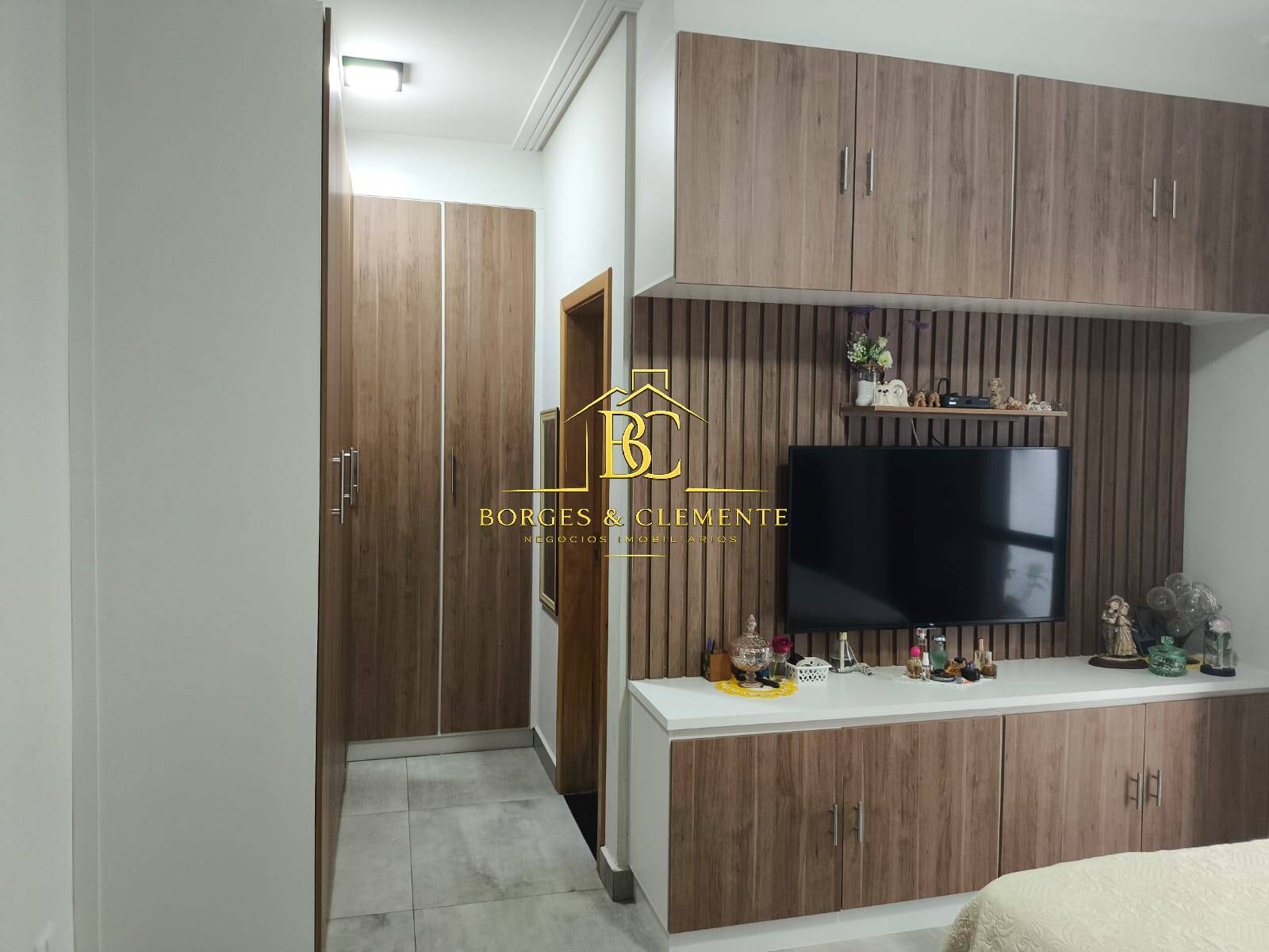 Casa, 4 quartos, 250 m² - Foto 42