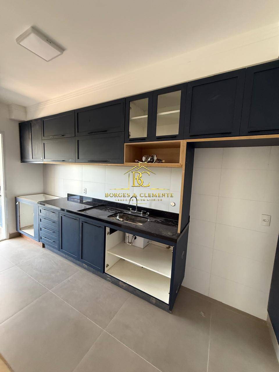 Apartamento, 3 quartos, 144 m² - Foto 1