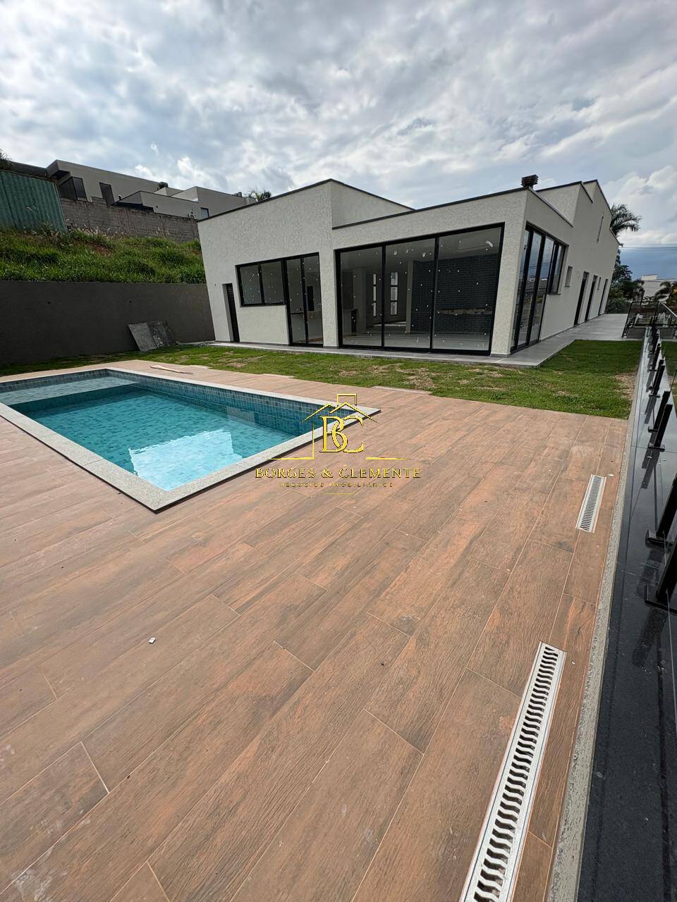 Casa, 3 quartos, 274 m² - Foto 8