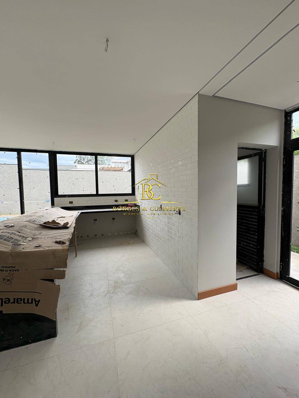 Casa, 3 quartos, 274 m² - Foto 35