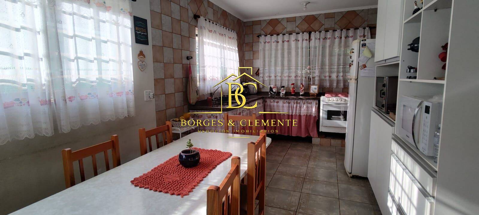 Casa, 3 quartos, 228 m² - Foto 19