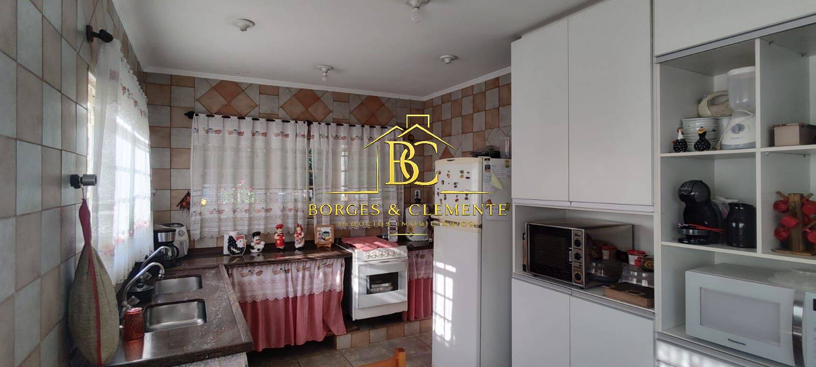 Casa, 3 quartos, 228 m² - Foto 21