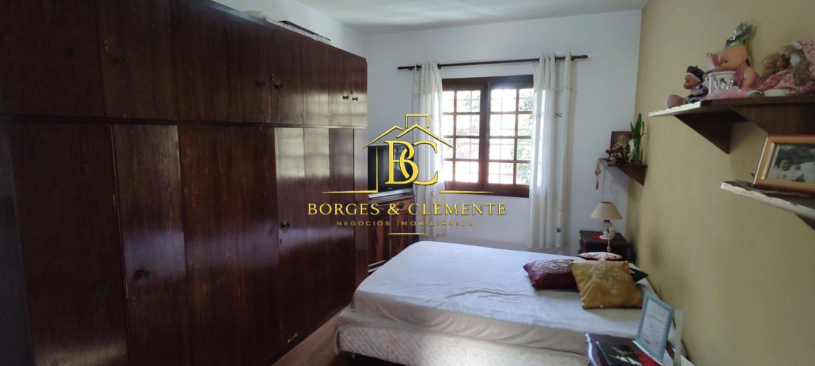 Casa, 3 quartos, 228 m² - Foto 28