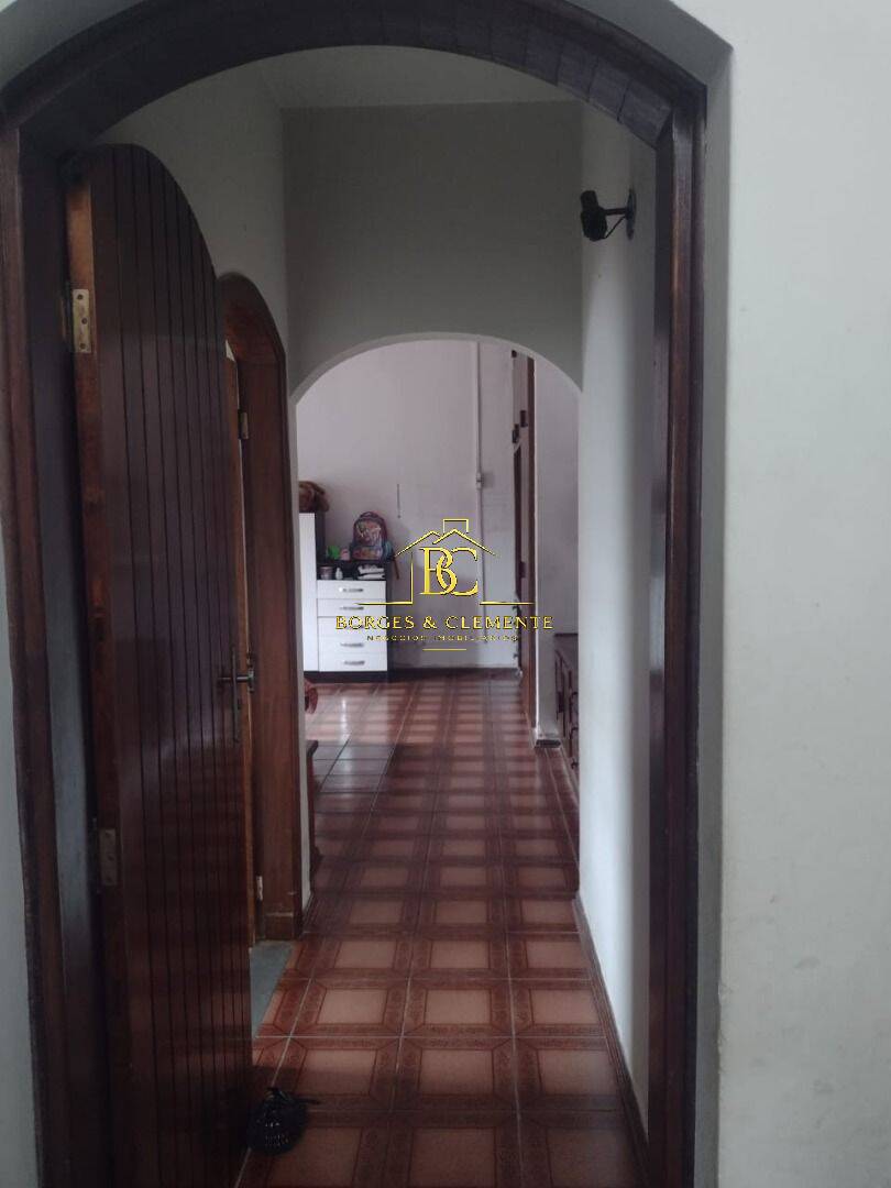 Casa, 3 quartos, 300 m² - Foto 3