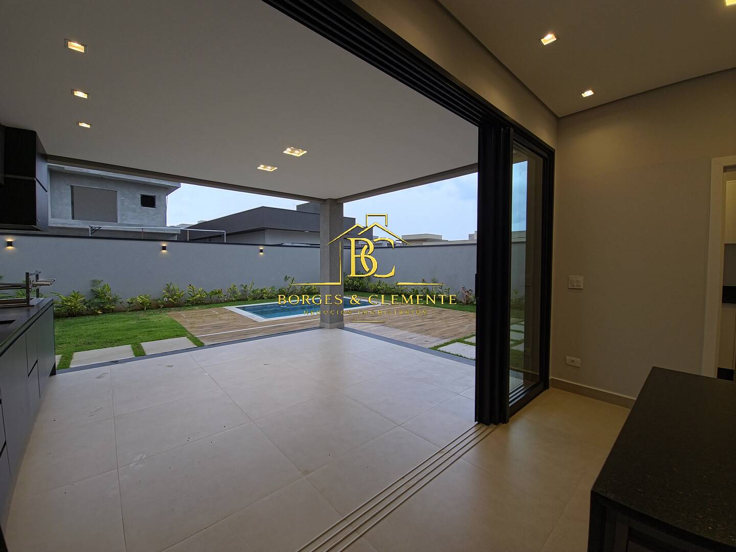 Casa, 3 quartos, 226 m² - Foto 25