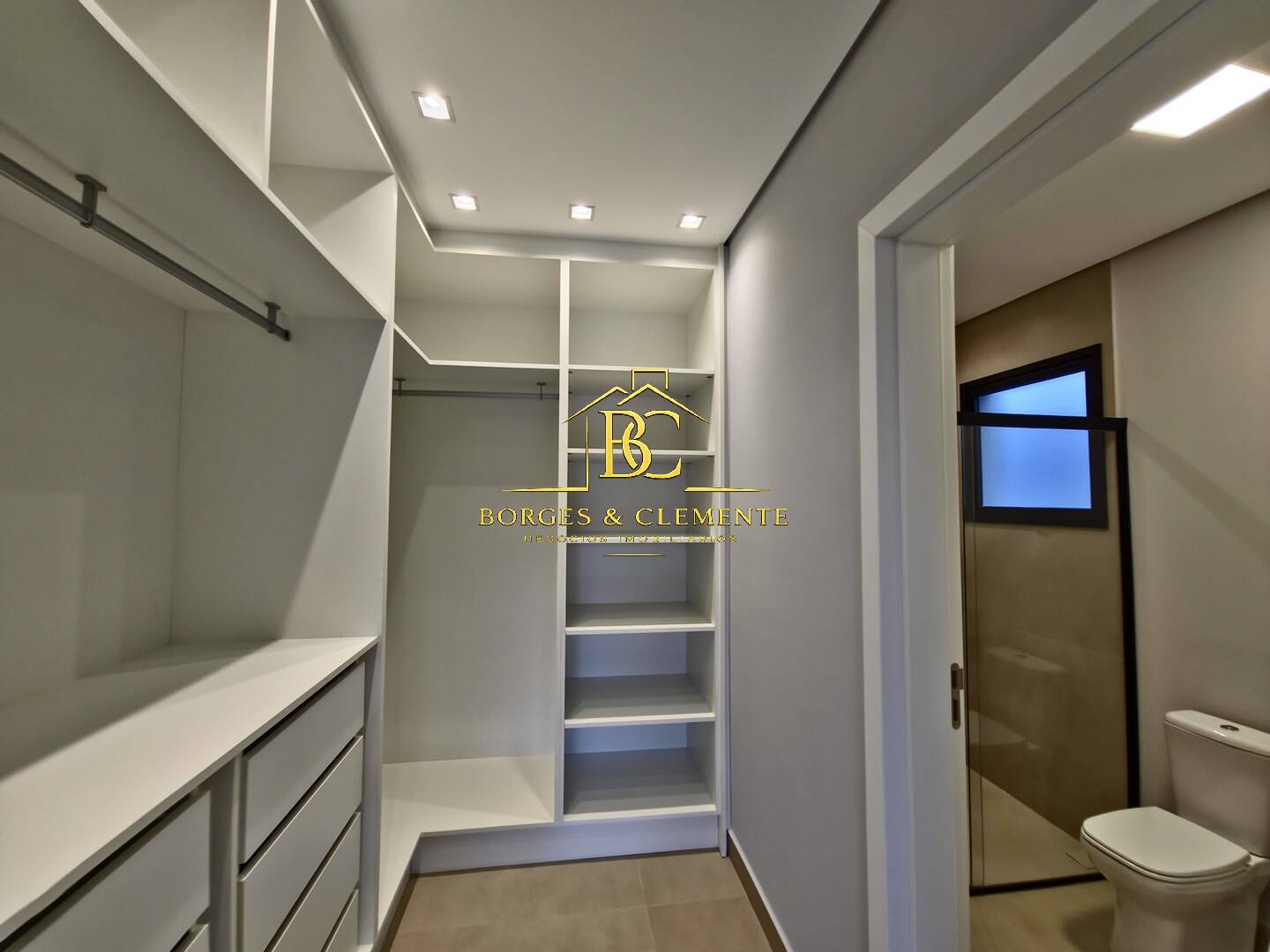 Casa, 3 quartos, 226 m² - Foto 38