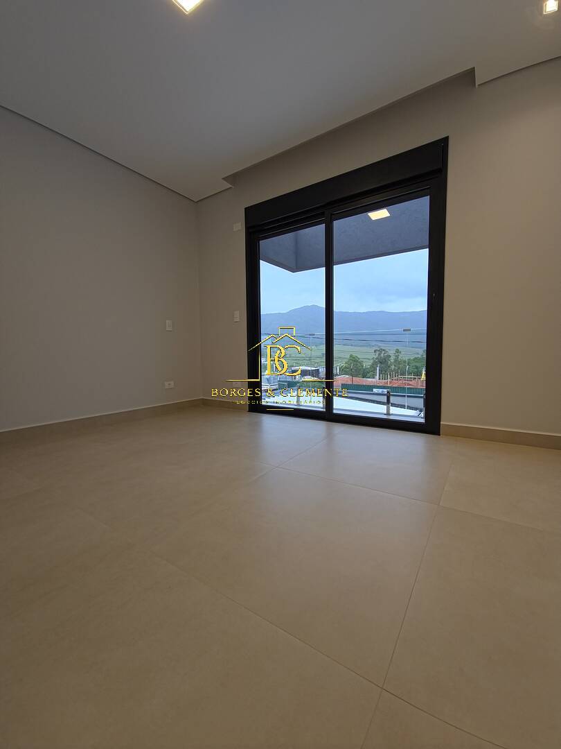 Casa, 3 quartos, 226 m² - Foto 71
