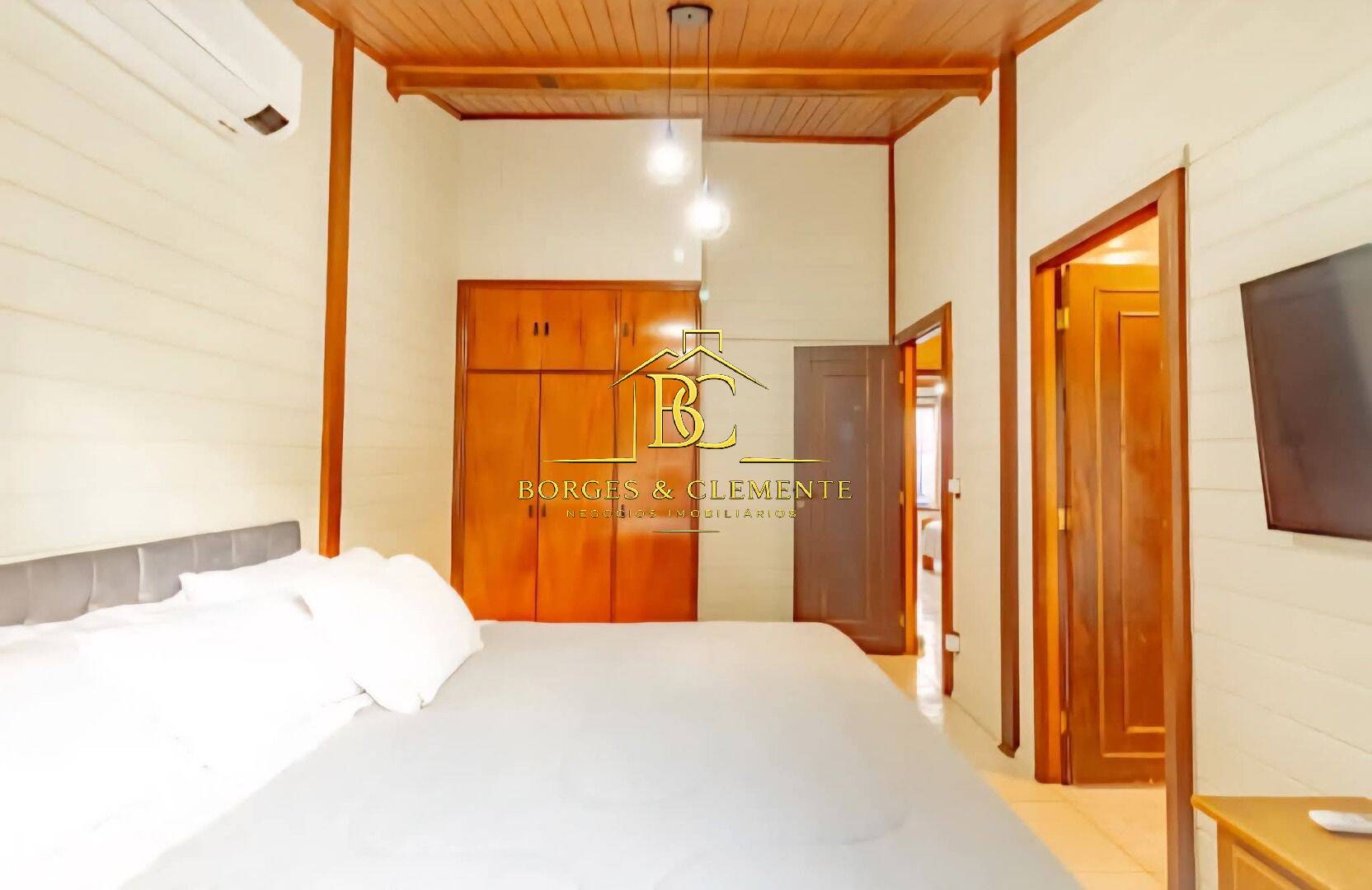 Casa, 3 quartos, 261 m² - Foto 10