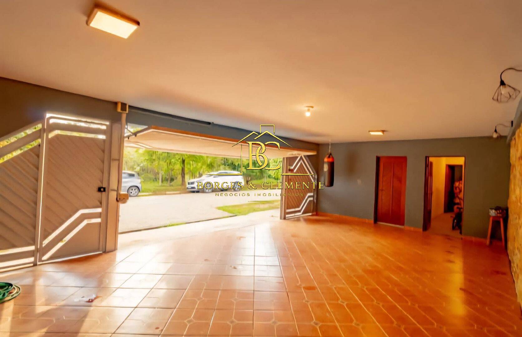 Casa, 3 quartos, 261 m² - Foto 12