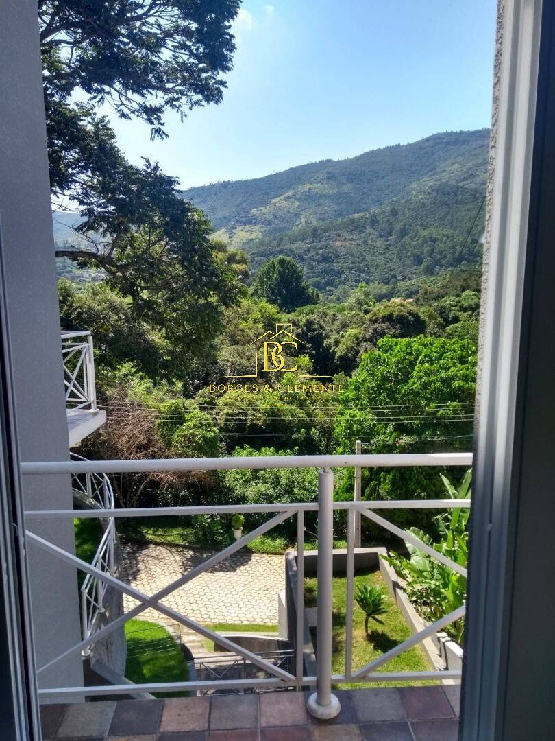 Casa, 3 quartos, 230 m² - Foto 1