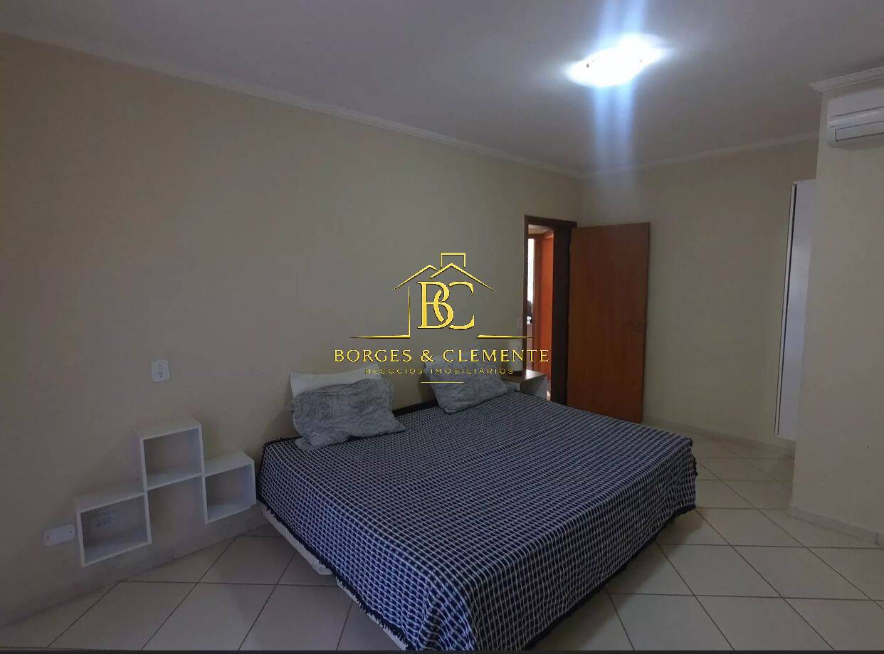 Casa, 4 quartos, 308 m² - Foto 3
