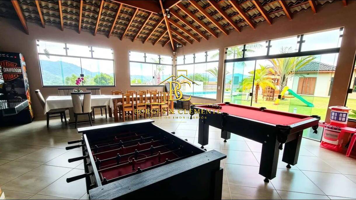 Casa, 5 quartos, 280 m² - Foto 2