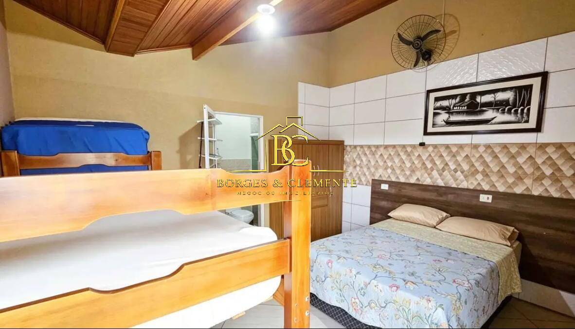 Casa, 5 quartos, 280 m² - Foto 13