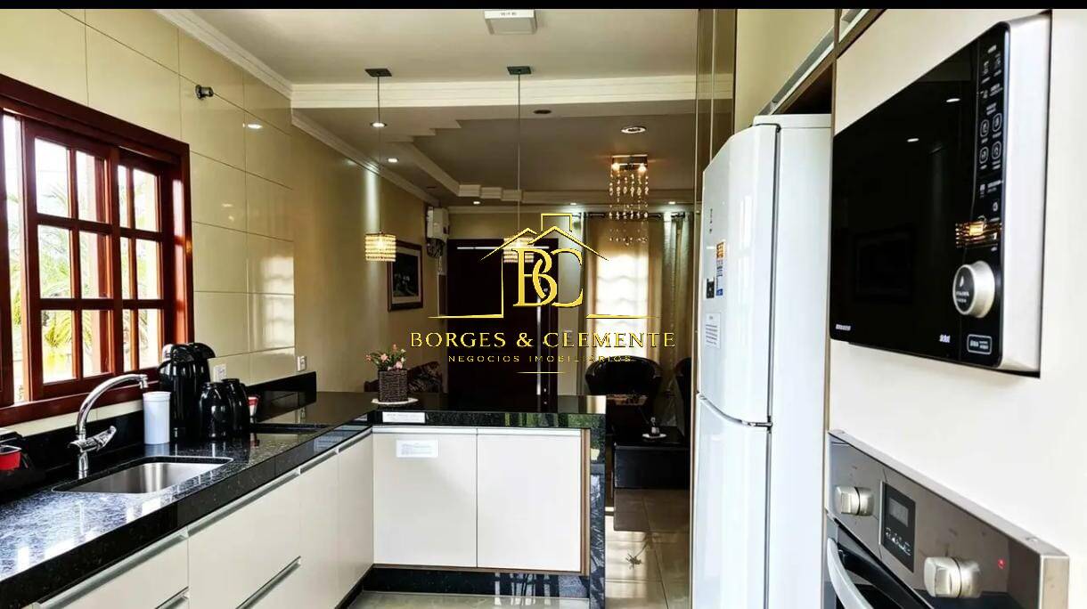Casa, 5 quartos, 280 m² - Foto 26