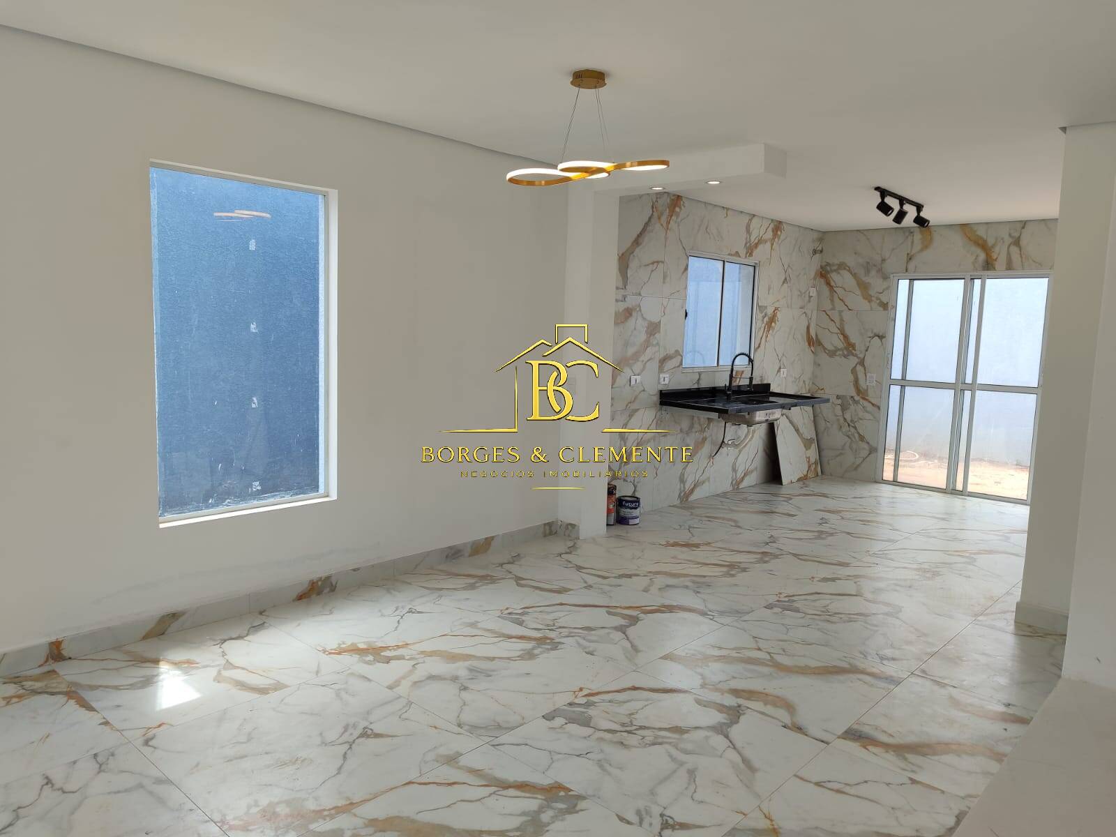 Casa, 2 quartos, 106 m² - Foto 2