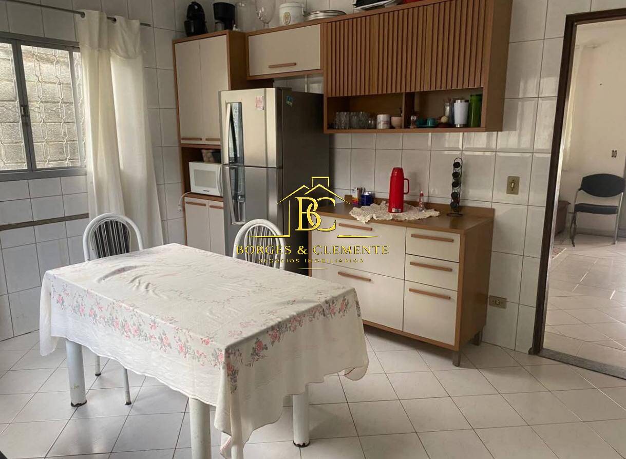 Casa, 3 quartos, 180 m² - Foto 13